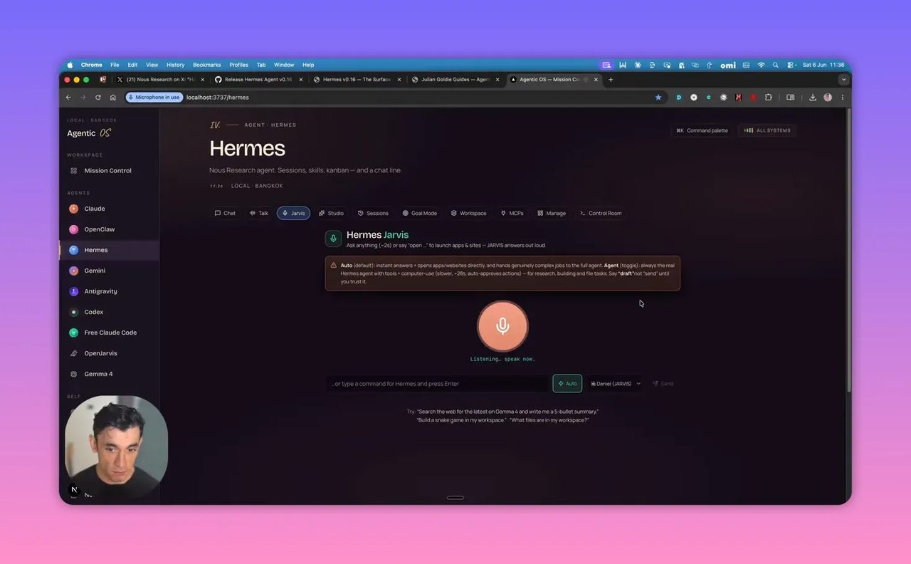 หน้า Talk mode ของ Hermes พร้อมปุ่มไมโครโฟนและกล่องสนทนา