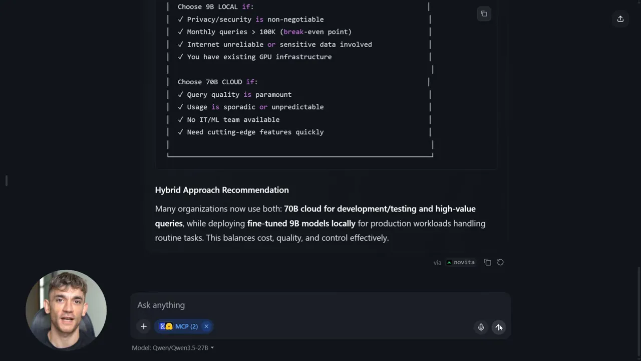 หัวข้อ 'Hybrid Approach Recommendation' พร้อมย่อหน้าอธิบายการใช้ 70B cloud สำหรับการพัฒนาและ 9B ท้องถิ่นสำหรับงานผลิต