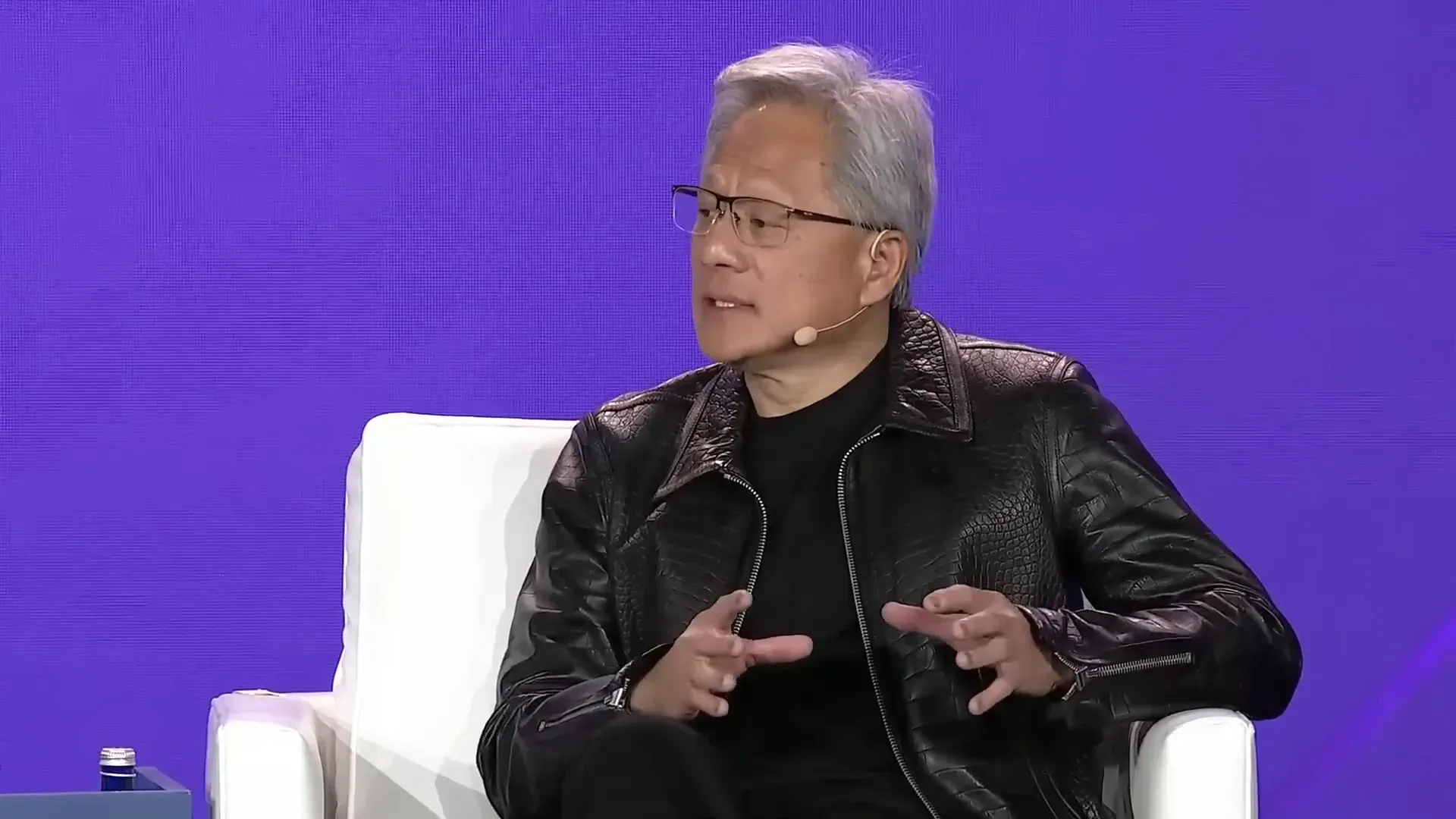 Jensen Huang อธิบายเทคโนโลยี AI ที่สามารถรับรู้และแก้ปัญหาได้