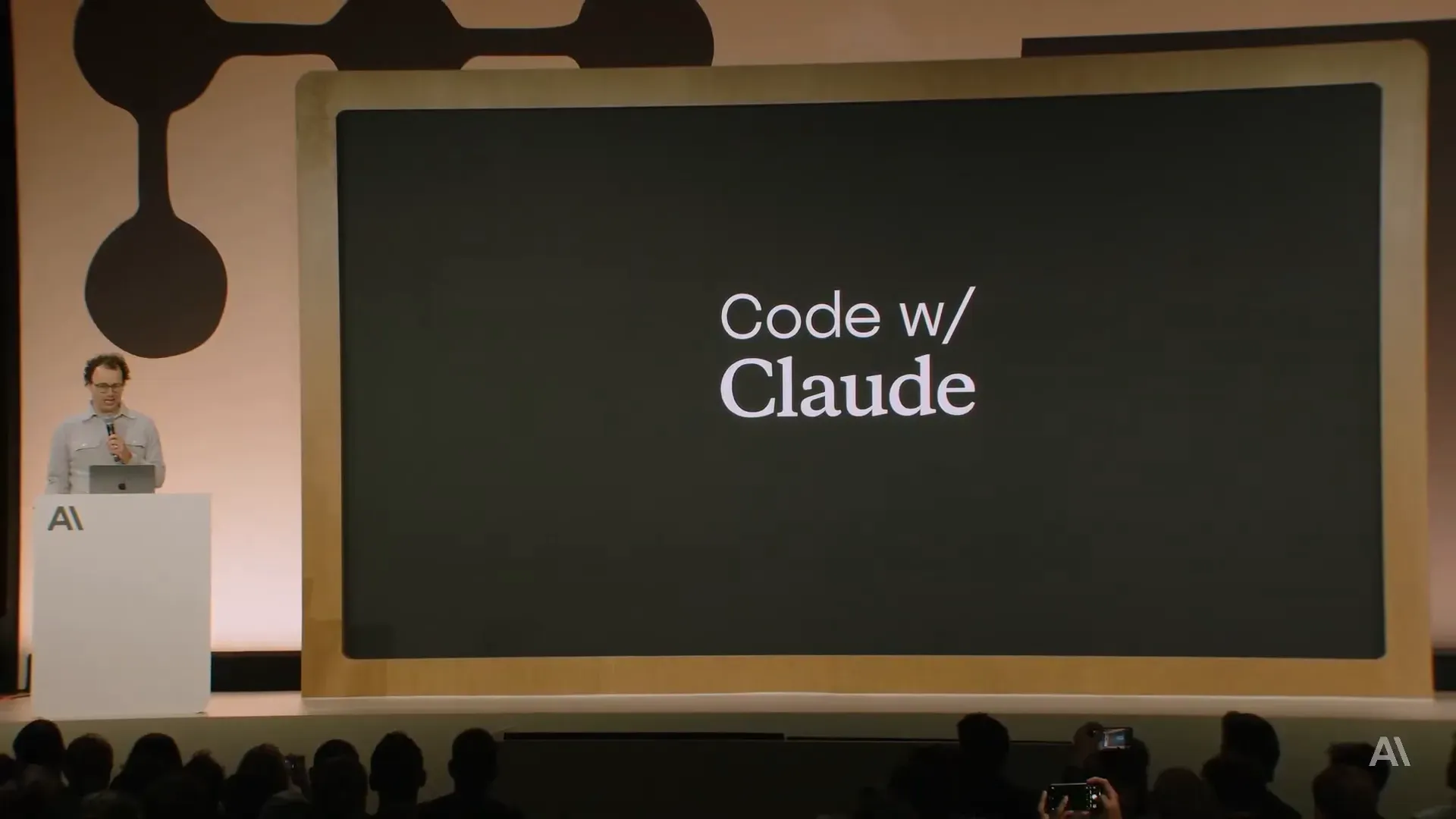Dario Amodei ประกาศเปิดตัว Claude 4 Opus และ Sonnet