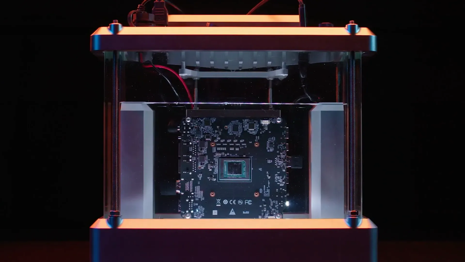 การทดลอง immersion coolant โดย Microsoft Discovery